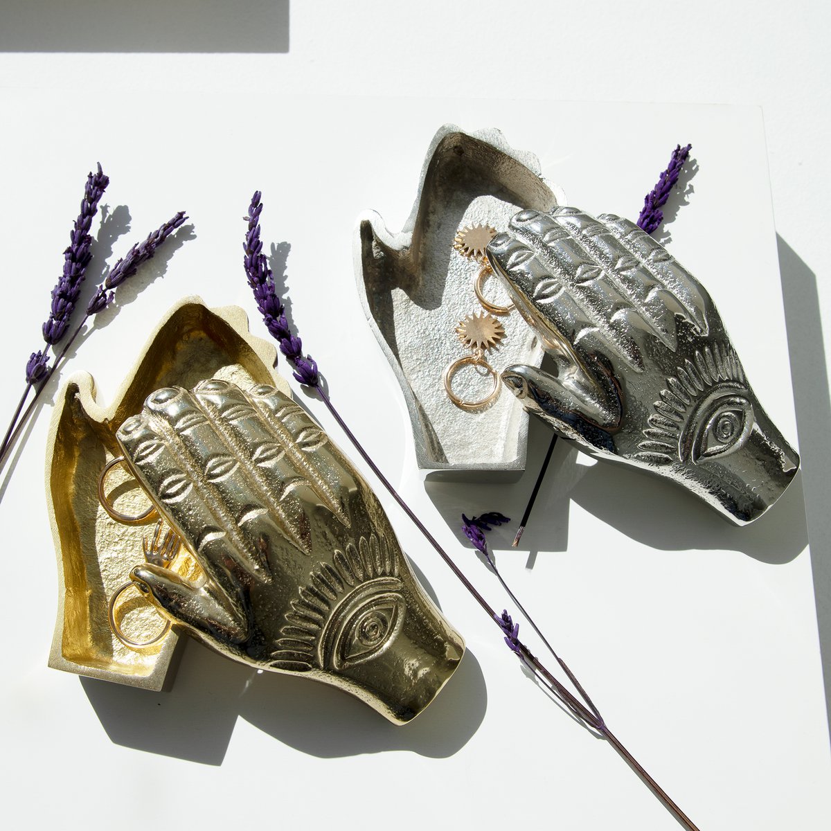 SILVER METALLIC HAND JEWELRY BOX HF