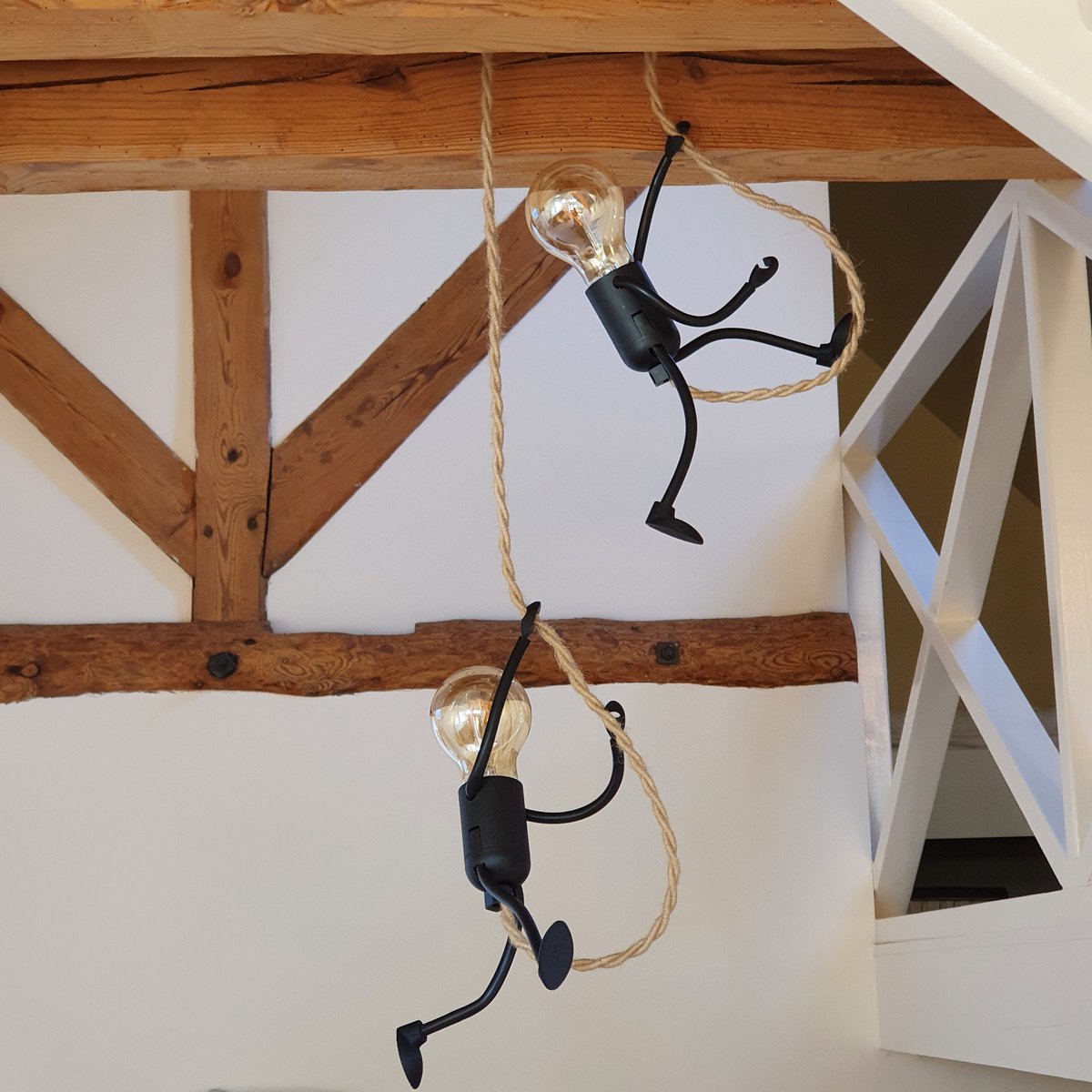 M. Bright One | Lampe suspendue | Cordon 75 cm ressemble à une vraie corde | Facilement réglable en hauteur