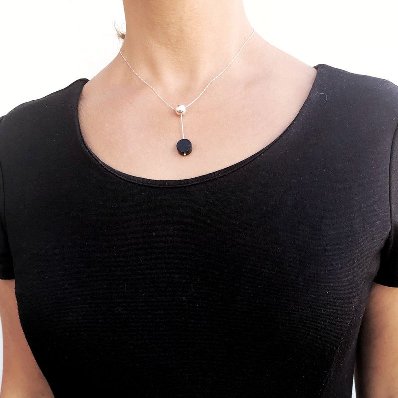 Choker van 925 sterling zilver en zwarte slingerkristal