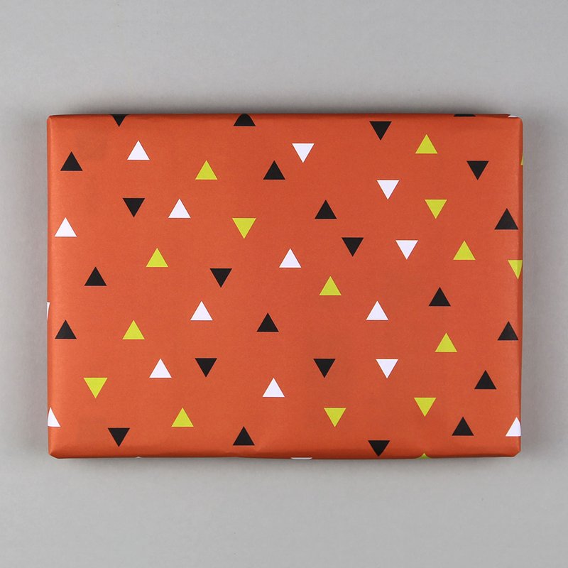 Geschenkpapier Dreiecke Quinn
