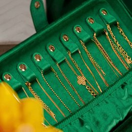 Luxe Velvet Large Jewelry Box