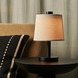 Rover zwarte houten oplaadbare lamp