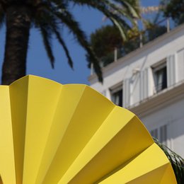 Éventail à main, éventail, éventail, jaune opaque