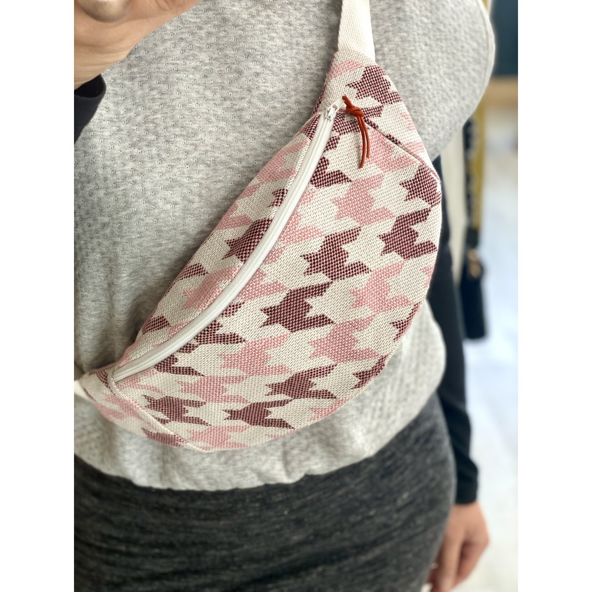 Sac Banane PIED DE COQ ROSE