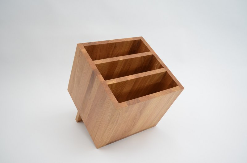 Cubo Magazine Collector