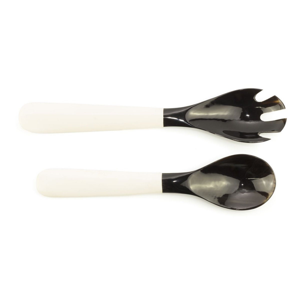 Petits couverts en corne noire avec manche en os