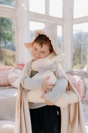 Flauschiger Boucle Osterhasen Kissen "Beige Bow"