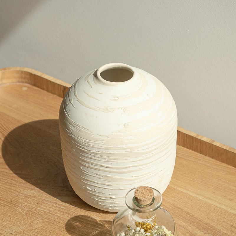 Hera Vase