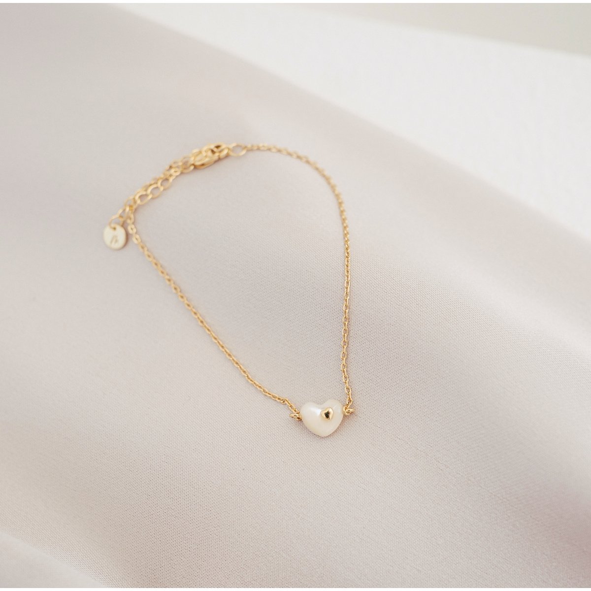 Heart in the Heart Colección Embarazo x Fertilidad Nácar Plata 925 Bañada en Oro 18k