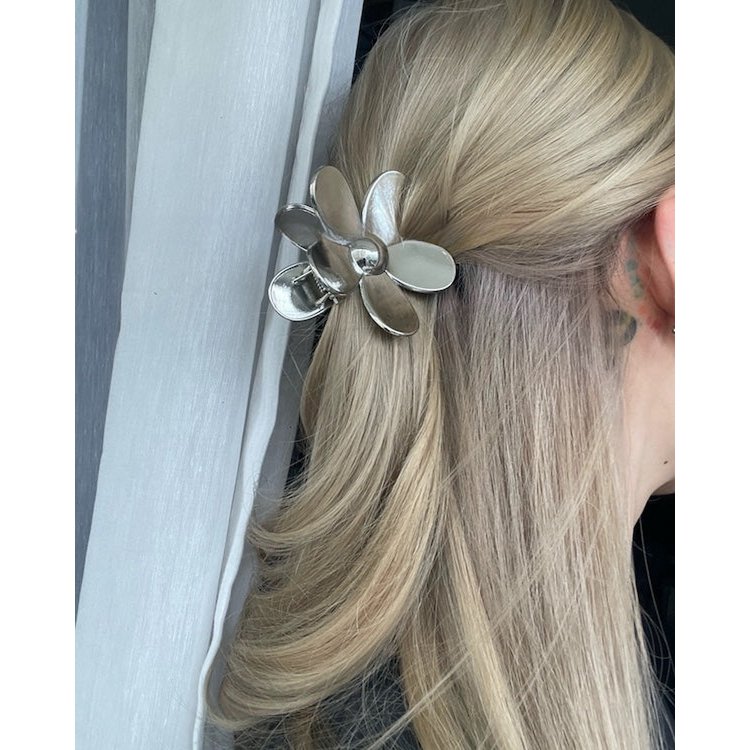 Vivid Flower Claw Metal Hair Clips-Gold & Silver