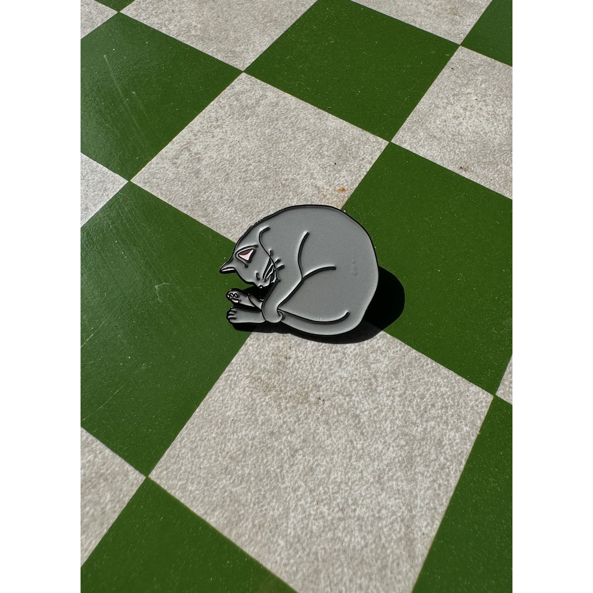 Enamel Pin "Sleeping Cat"