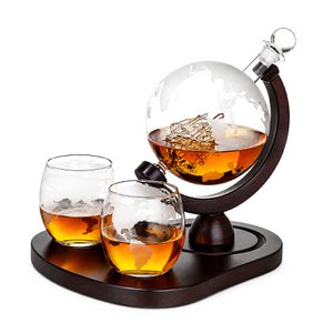 Deluxe Globe Decanter Set