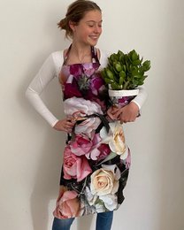 Forklæde i rosenhaven