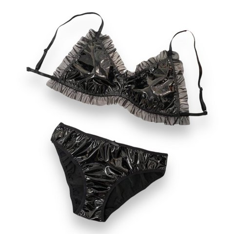 Kinky Pleasure - S013 - Wetlook - Lingerie Set - Black - Size: Large 40/42 - BULK