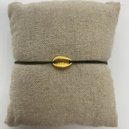 Small Golden Shell Bracelet