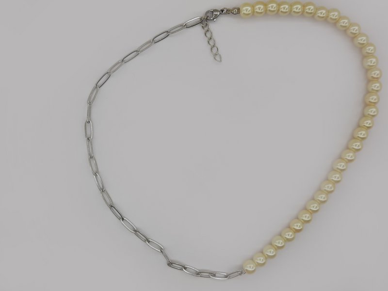 %2367 Collana con maglie di perle