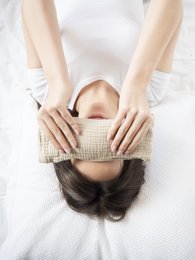AUGENKISSEN-AROMATHERAPIE