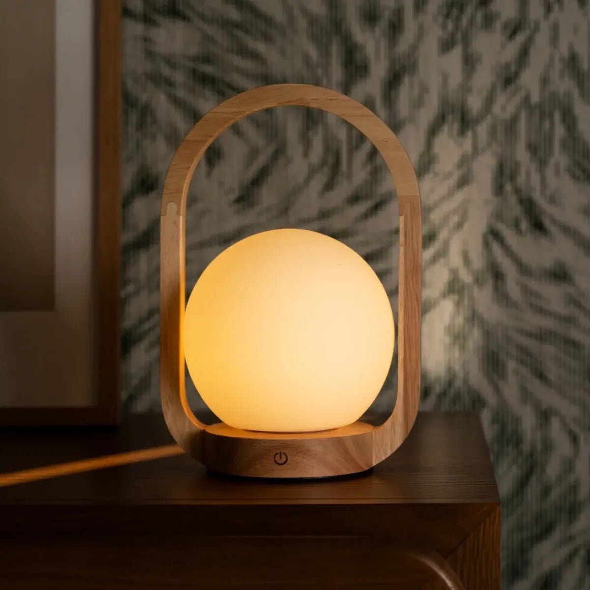 Lampada ricaricabile in legno Skye marrone chiaro