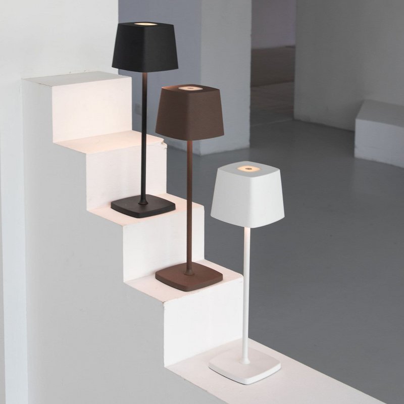 Lampada da scrivania ricaricabile USB Camera da letto Touch Led Atmosfera Piccola lampada da notte