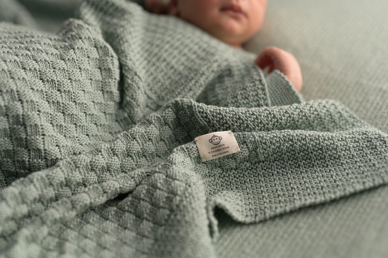 Coperta per bebè quadrata color menta
