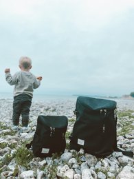 MiniMe â™»ï¸ Dziecięca torba z poliestru z recyklingu w kolorze czarnym