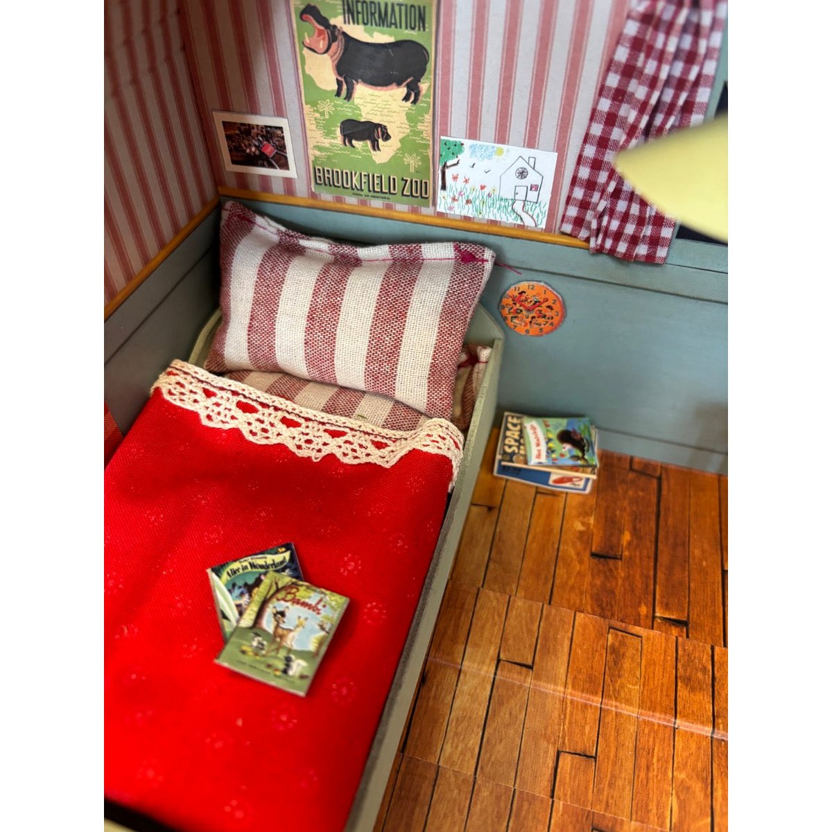 Mouse House To Go - Bedroom
