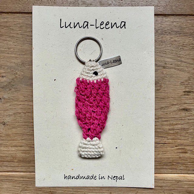 Luna-Leena keychain fish - bag charm - fuchsia - organic cotton - hand crocheted in Nepal - bag hanger
