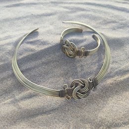 Valencia Necklace - Vintage gold