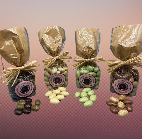 Æske med provencalske lækkerier: Chokolademandler og oliven 🍫🍈