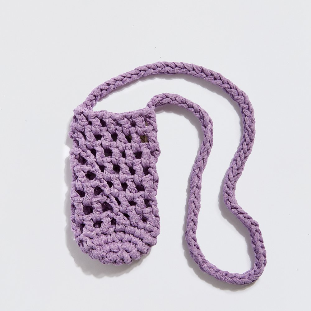 “Athena” håndlavet crossbody flaskeholder lavendel