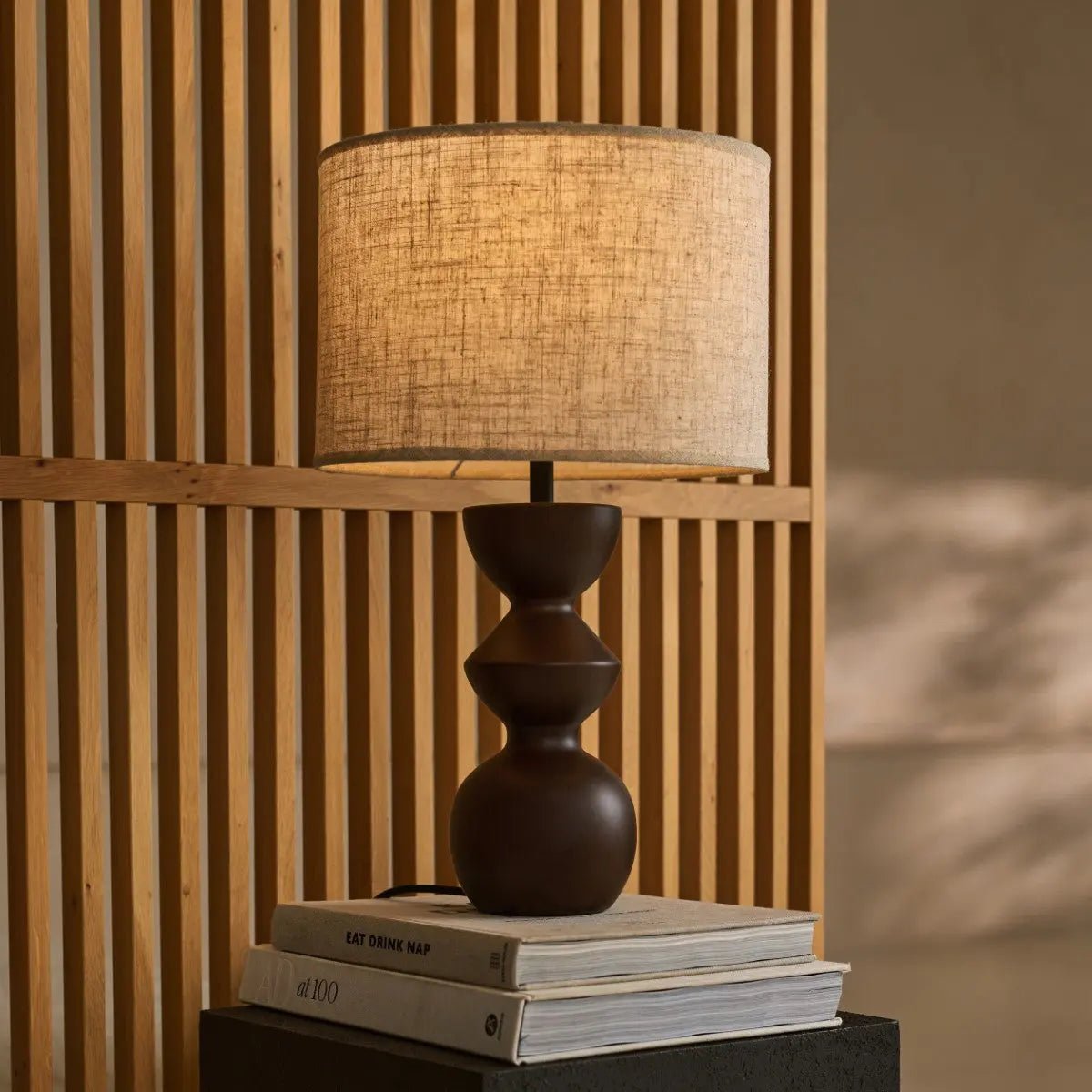 Lampada da tavolo Kai Marrone Scuro