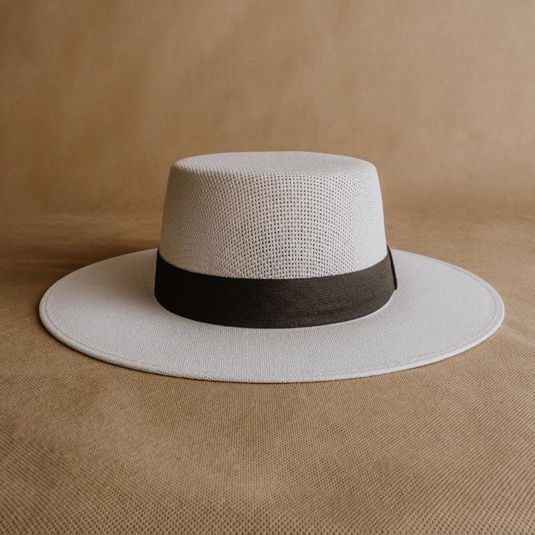 Monterrey · White boater hat