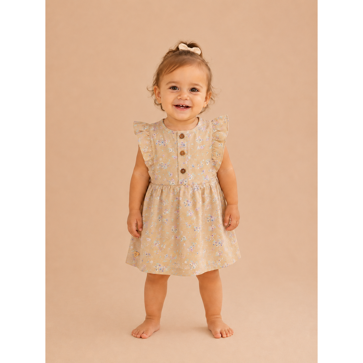 Robe Bébé Luxe Sable avec Manches Papillon