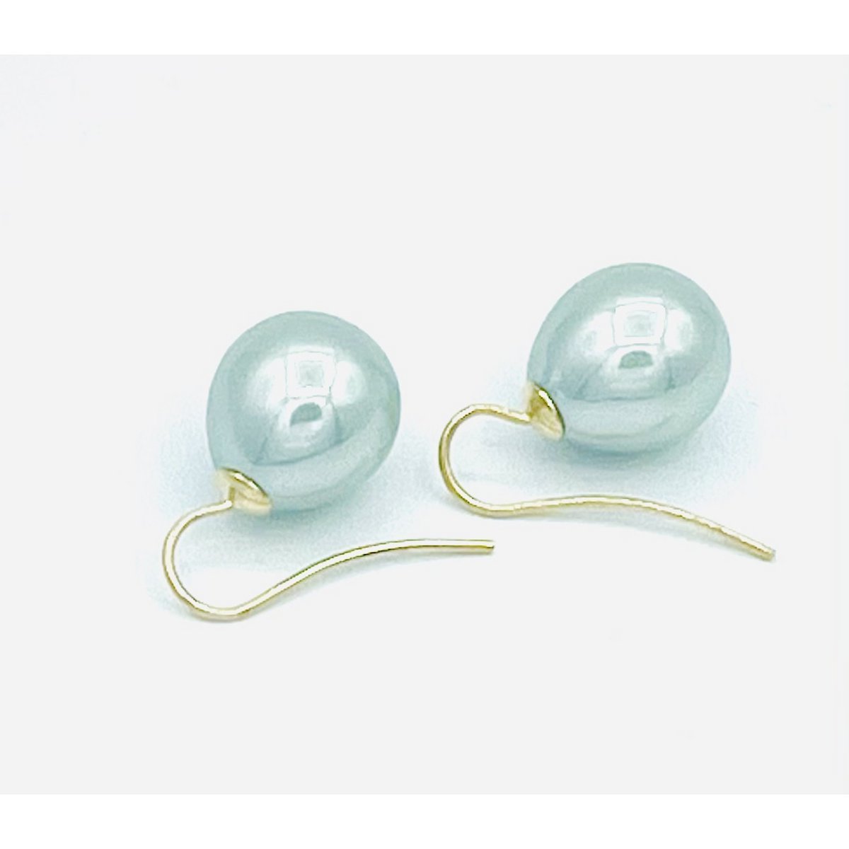 Pearl earrings classic jade green gold plated