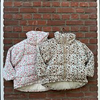 Avery Winter-Bomberjacke