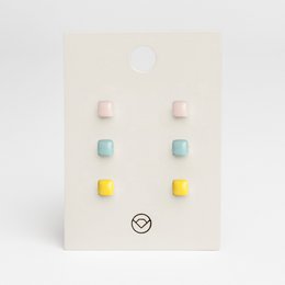 Set di 3 orecchini con pietra • Vetro riciclato e acciaio inossidabile • 20 colori