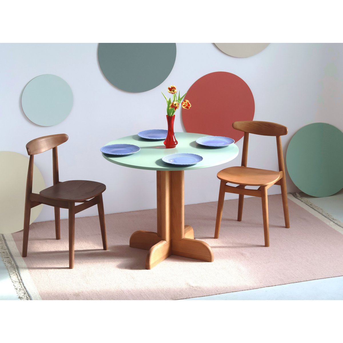 Ronde eettafel Dega