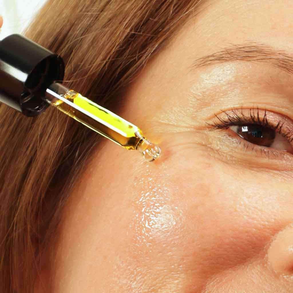 Bio-retinol+ C Booster