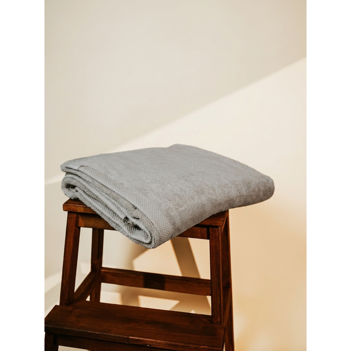 Pamukia GOTS Organic Cotton Terry Maxi Bath Towel 100 × 150 cm | Essence Collection