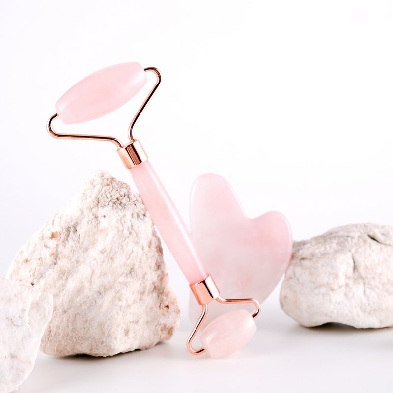 Rodillo de Cuarzo Rosa y Gua Sha Duo