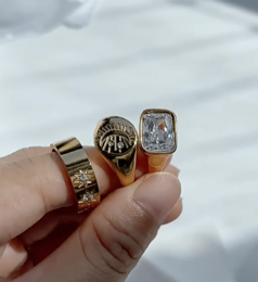 Andrei - Women’s Diamond Signet Ring