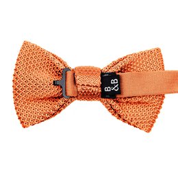 Coral fusion knitted bow tie and pocket square set