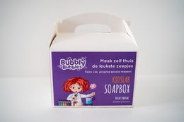 'Colorful, playful soapbox starter kit for kids with various scented soap molds in fun shapes like unicorns, pandas, and dinosaurs. Ideal for arts and crafts activities.'
The BubblyBubbles® - KidsLab Soapbox - Starter kit complete is a colorful and playful arts and crafts set for kids. It includes a variety of scented soap molds in fun shapes like unicorns, pandas, pigs, flowers, and dinosaurs. The kit allows children to create their own custom soaps with different colors and fragrances, encouraging creativity and hands-on learning. This starter kit is perfect for arts and crafts activities and would be great for kids interested in making their own personal care products.