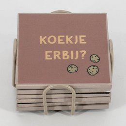 Zestaw 6 podstawek z „kawą” z szafy