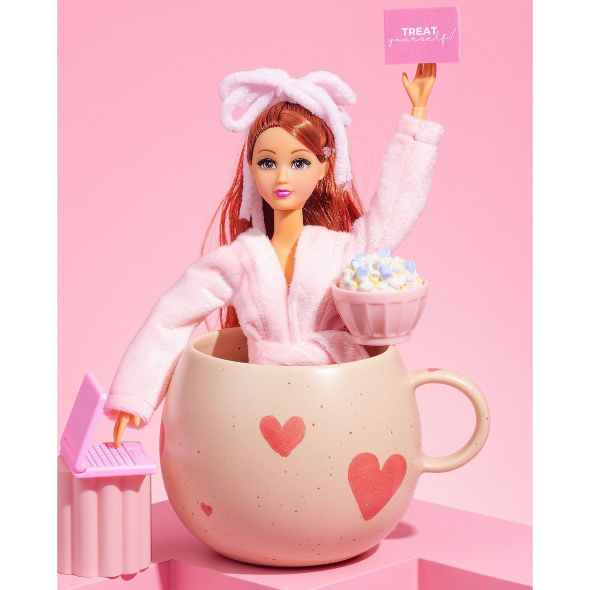 Cozy Hearts Stoneware Ball Mug 500ml Limited Edition