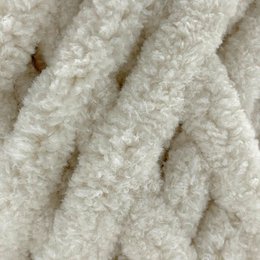 Sensy Chunky Yarn, Blanket Yarn, 7 oz, 28 Yards, Gauge 7 Jumbo