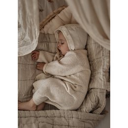 ANNA SABLE LAVA vendbart babyhviletæppe