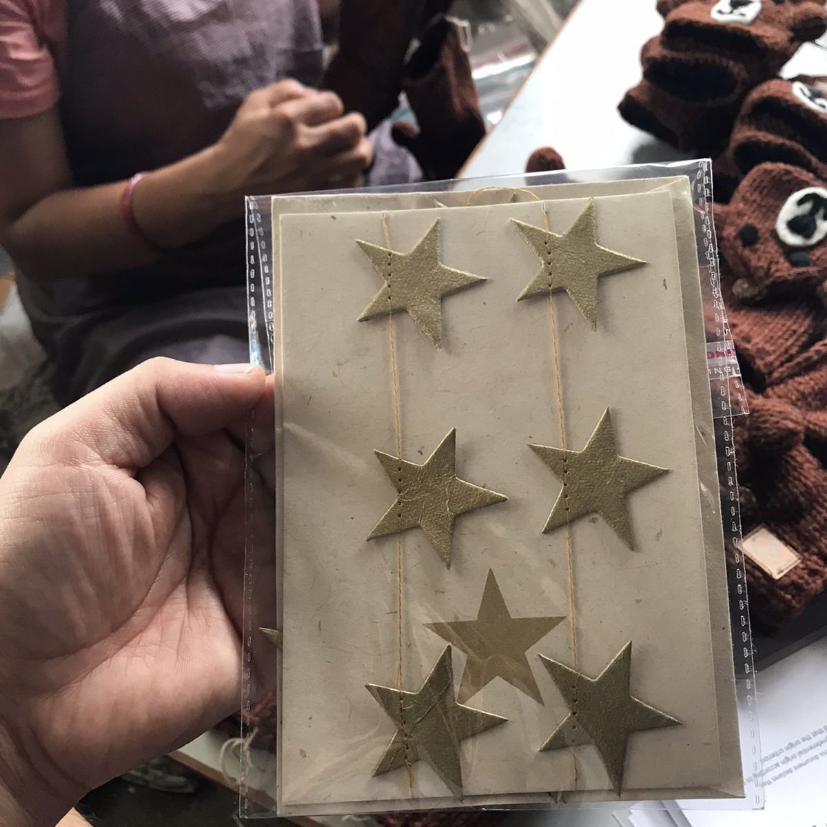 Luna-Leena-Grußkartenset + Girlandensterne Gold – vertikal – L115 cm – Gold – umweltfreundliches Papier – handgefertigt in Nepal