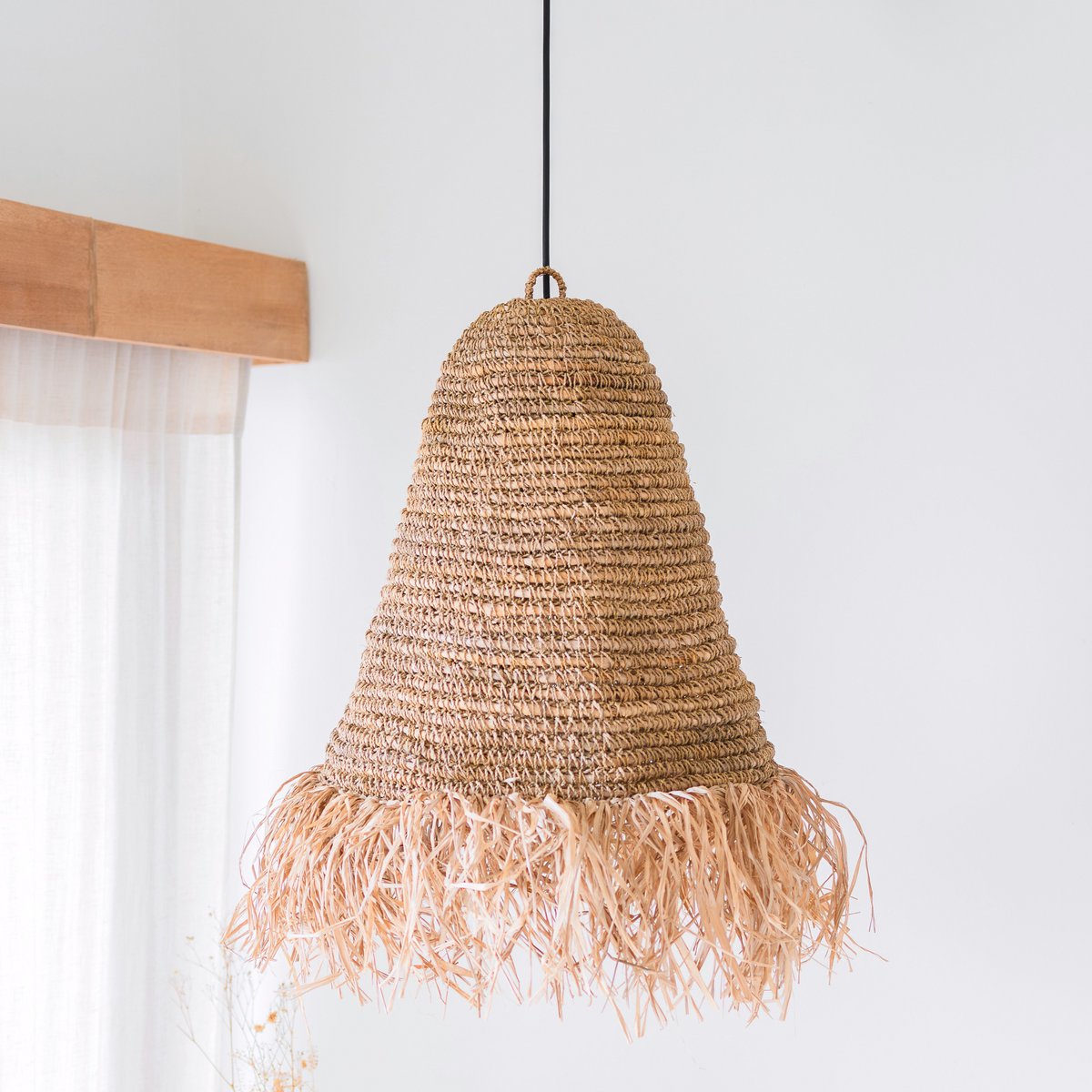 Raffia Boho Lampeskærm – Hængelampe – Pendel – Håndvævet loftslampe med lange frynser (3 størrelser Ø 30/40/50 cm) KALIMA