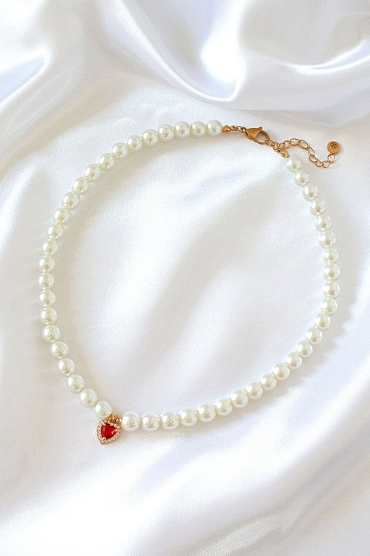 Darling | 24K Czech Pearls Heart Choker